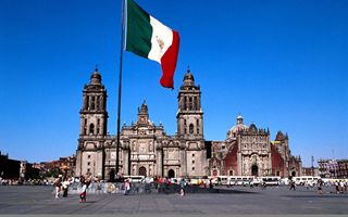 Crescita del Messico in calo: Banca del Messico abbassa le previsioni per il 2025 a 0,3 %