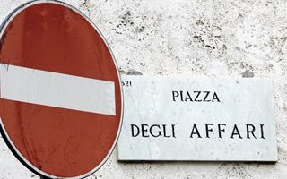 Indici europei in rialzo, Milano in calo a causa dell'effetto cedole