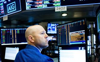 Wall Street in lieve rialzo durante la breve sessione del Black Friday