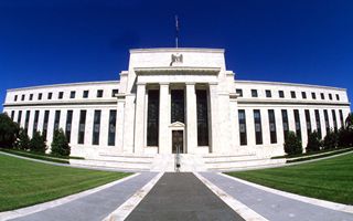 Fed: riforma bancaria e bilancio di 8,5 miliardi di dollari