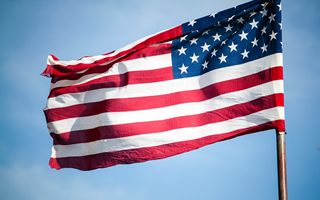 Scorte industriali USA: lieve aumento dello 0,2% in agosto 2025