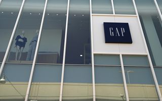Gap Inc. supera le previsioni: fatturato Q3 2025 in crescita e prospettive positive