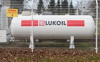 IHC di Abu Dhabi punta alle attività estere di Lukoil