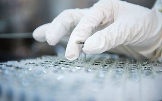 AstraZeneca: il titolo resta stabile dopo l'approvazione di Imfinzi