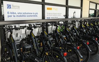 Operazione nazionale per fermare le modifiche non autorizzate a e‑bike e ciclomotori