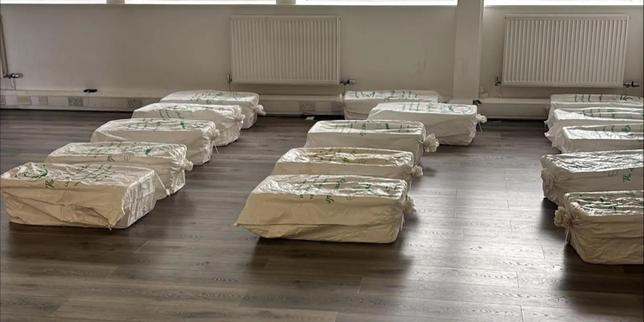 Imprenditori britannici evitano la tassa sugli spazi commerciali con allevamenti di lumache e luoghi di culto