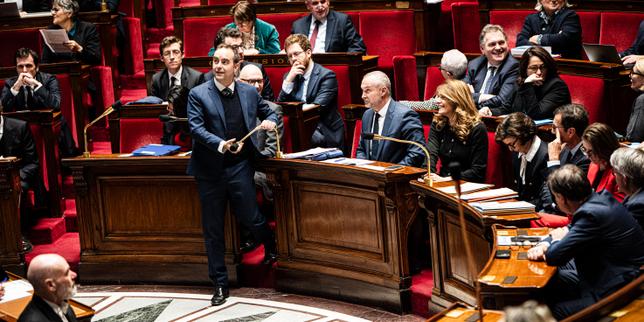 Francia sospende l'aumento della tassa fonciaria: 7,4 milioni di abitazioni esentate fino alla primavera per un nuovo calcolo locale