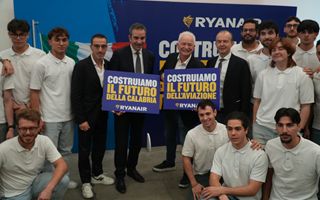 Ryanair apre nuovo centro di manutenzione in Calabria: 300 posti di lavoro