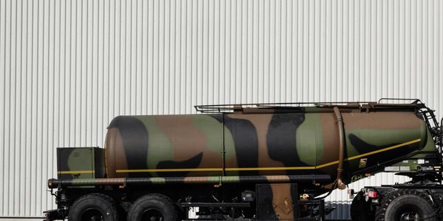 Francia lancia un appalto di oltre 2 miliardi di euro per 7.000 nuovi camion militari