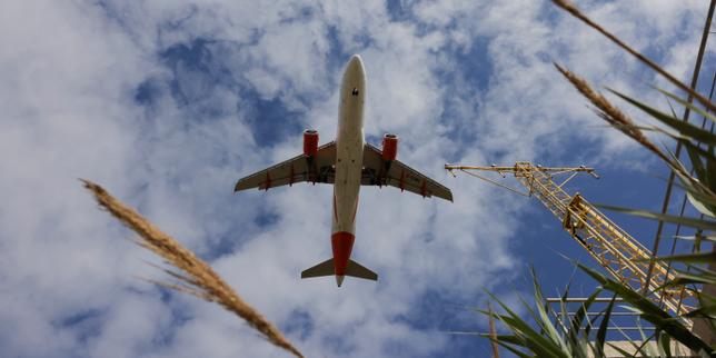 Airbus ordina la sospensione di 6.000 A320 per vulnerabilità software alle radiazioni solari