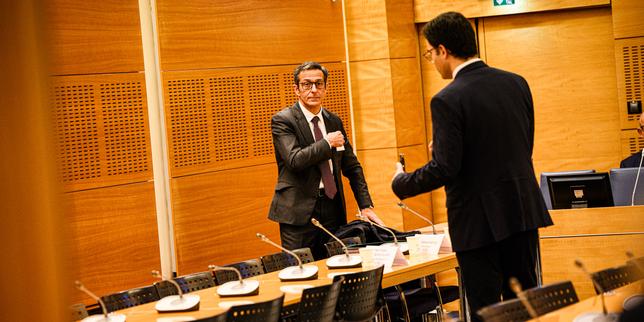 Martin Ajdari: testimonianza incisiva ma controllata nella commissione sulla neutralità audiovisiva