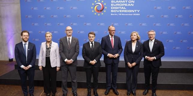 Commissione europea lancia una semplificazione della regolamentazione digitale e dell'intelligenza artificiale