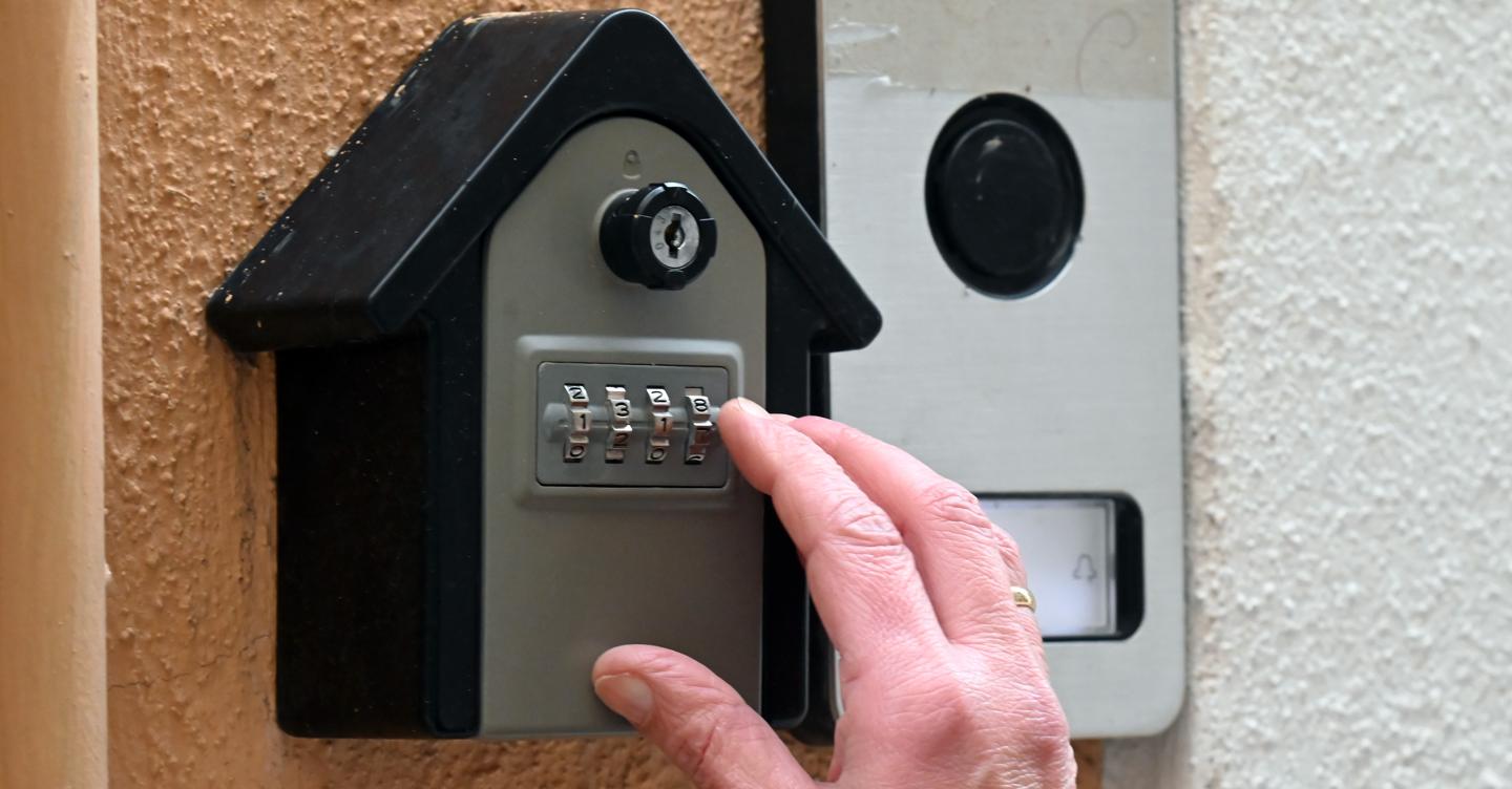 Richiesta di invio dell'articolo completo per la revisione