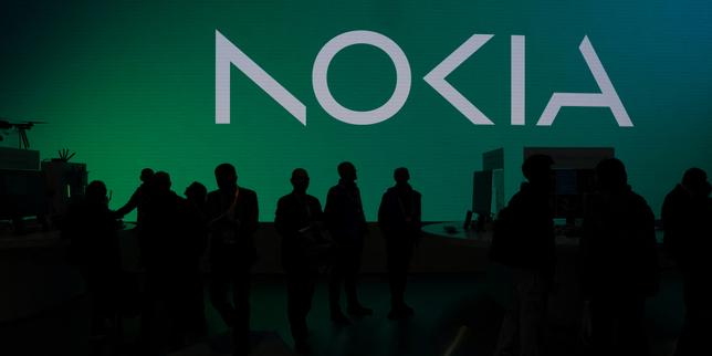 Nokia annuncia settimo piano di riduzioni in Francia: 427 posti da eliminare