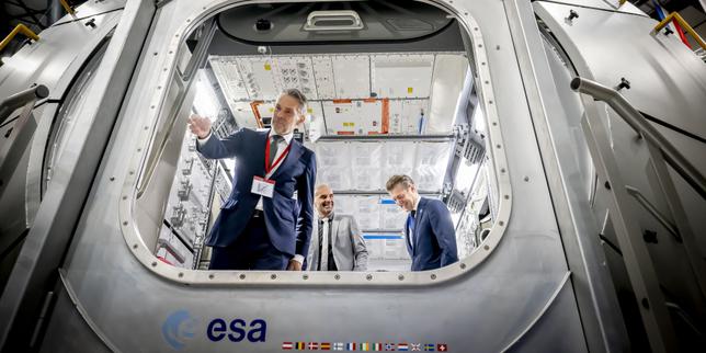 Europa Spaziale: riunione dei 23 paesi, paura di declino e il ruolo della Francia