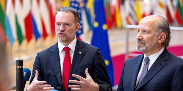 Washington spinge l'UE a snellire la normativa digitale: richiesta di esenzione dazi per prodotti americani