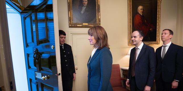 Regno Unito: aumenti fiscali per rafforzare mercati e sostenere le classi medie