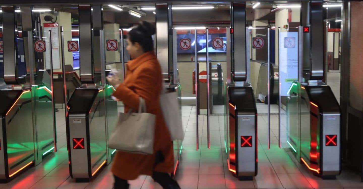 Bilancio 2024: FdI impone “paletti” sugli scioperi, i sindacati rispondono con il “muro”