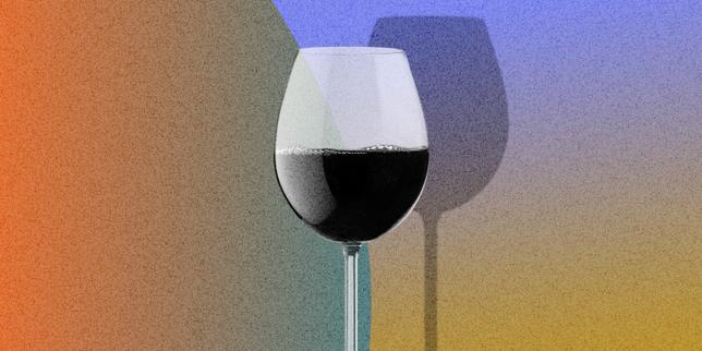 Furto di 1.220 bottiglie di vino: l’assicuratore rifiuta l’indennizzo e il proprietario ricorre al giudice