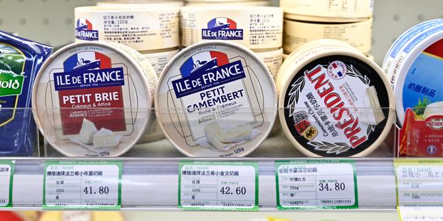 UE condanna le tariffe doganali cinesi sui latticini europei, che variano dal 21,9 % al 42,7 %