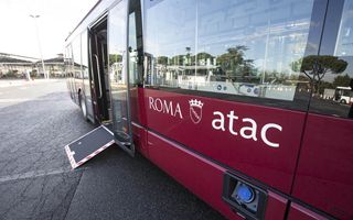 Roma in pausa: sciopero dei dipendenti ATAC interrompe autobus e metropolitana