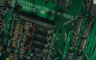 Nvidia spedisce i chip AI H200 in Cina entro metà febbraio 2024 per il Capodanno Lunare