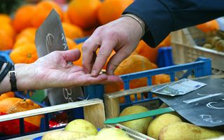 Inflazione in Spagna a novembre 2025: 0,2% mese su mese, 3,0% anno su anno