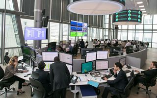 Euronext propone LCH per il settlement di tutti i titoli di Stato europei