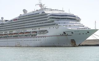 Carnival Corporation: utile netto di 422 milioni di dollari e ricavi record nel quarto trimestre 2025