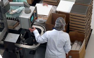 Intercos riacquista 128.432 azioni per oltre 1,47 milioni di euro in dicembre 2025