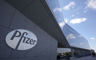 Pfizer annuncia rallentamento dei ricavi per il 2026 e aggiorna la guidance 2025
