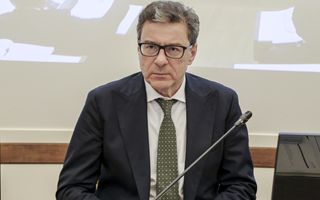 Manovra: 3,5 miliardi di euro per ridurre le pensioni anticipate dal 2032