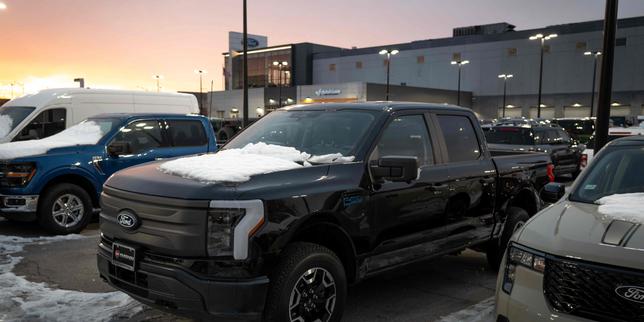 Ford rinuncia alla linea 100 % elettrica: la fine degli incentivi statunitensi