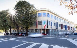 BasicNet completa l’acquisizione di Woolrich grazie a 90 milioni di euro di credito Unicredit