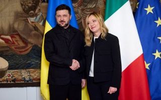 Meloni e Zelensky al Palazzo Chigi: dialogo su relazioni diplomatiche e sostegno all'Ucraina