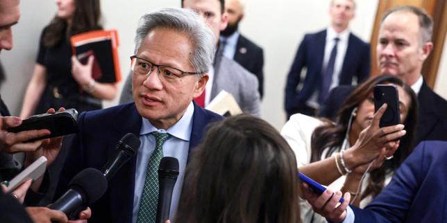 Trump approva l’export del chip Nvidia H200 in Cina, escludendo i modelli di punta