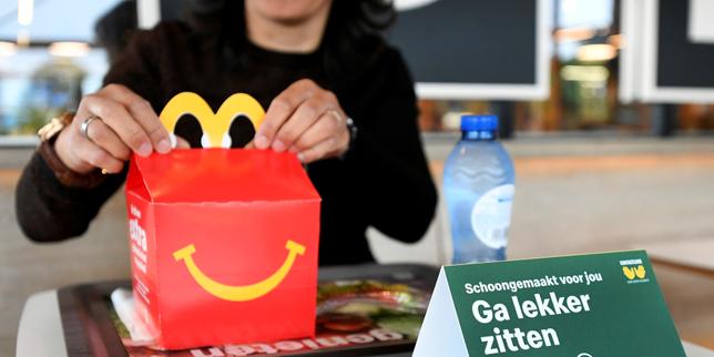 McDonald's ritira la pubblicità su YouTube nei Paesi Bassi per uso non dichiarato di IA