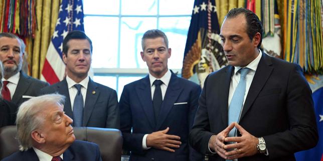 Trump abbassa i vincoli sulle emissioni dei produttori di auto: un passo indietro per l’ambiente