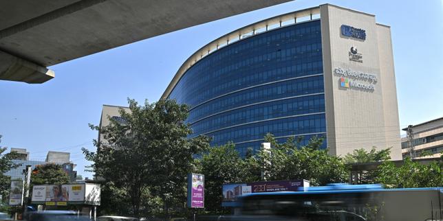 I giganti dell'intelligenza artificiale investono in India: centri dati per servire milioni di utenti