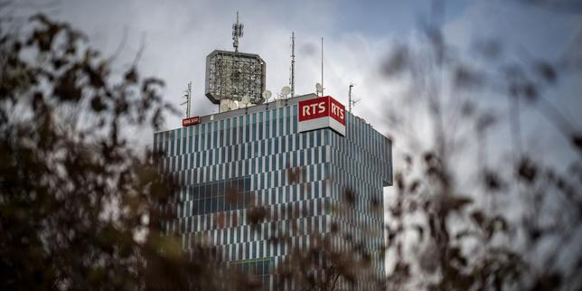 Votazione sul taglio del 30 % della redevance televisiva: cosa cambia per i cittadini svizzeri