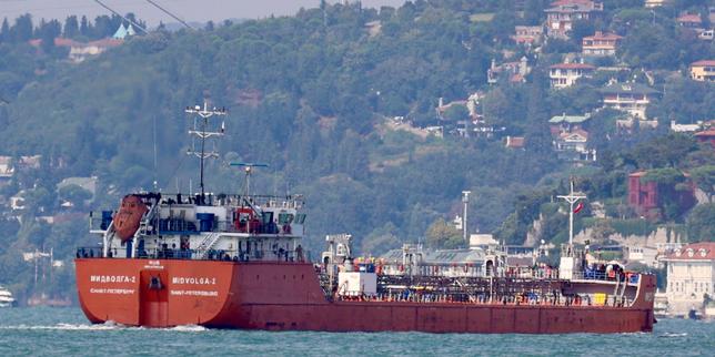 Sanzioni di Washington: i ricavi del petrolio russo scendono al minimo del 2023