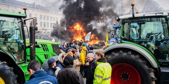 Proteste agricole in Belgio: arresti, scontri e riapertura dei tunnel bruxellani
