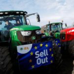 Agricoltori irlandesi protestano a Athlone contro l’accordo UE‑Mercosur