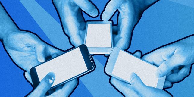 Bannare i social per i minori sotto i 15: i genitori, l'unico lavoro che lo Stato evita ai giganti digitali