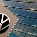 Volkswagen in rialzo: cassa 2025 superiore alle previsioni spinge le azioni a Francoforte