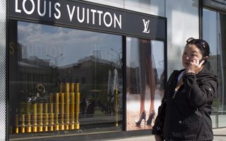 LVMH e Barclays superano le previsioni di mercato nel 2025: vendite e margini in crescita