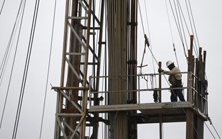 SLB supera le previsioni: ricavi Q4 2025 a 9,75 miliardi grazie all’integrazione di ChampionX