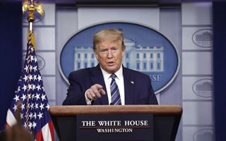 Trump a Groenlandia: nessuna forza, negoziati immediati e assenza di dazi