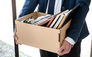 Licenziamenti negli Stati Uniti a dicembre: calo del 50% rispetto a novembre