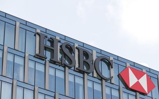 HSBC approva buyout di 13,6 miliardi di dollari per Hang Seng Bank: delisting previsto